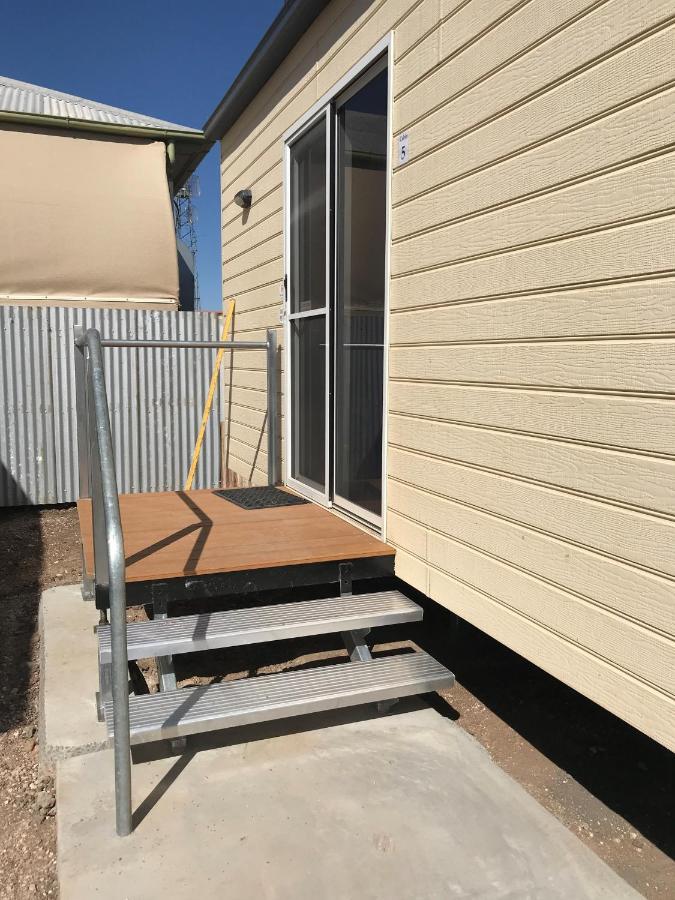 Australian Hotel Winton Budget Hotel Accommodation Exterior foto